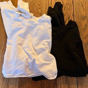 Two Alo Yoga  Double Take Crop Tops Size XS